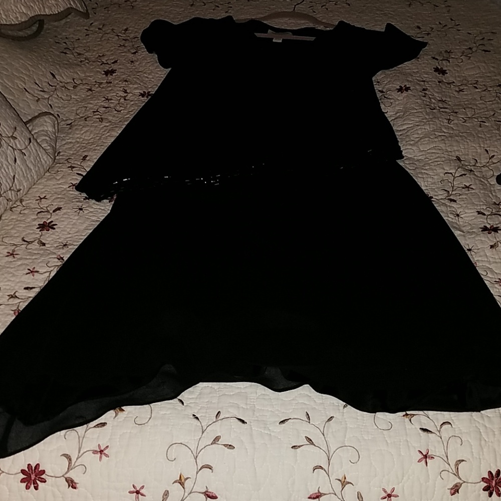 Skirt /blouse